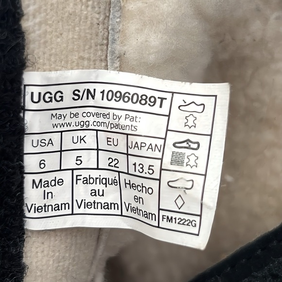 UGG Toddler Winter Boots Keelan II Black Suede Ugg plush Wool Hook & Loop Size 5 - Picture 10 of 10